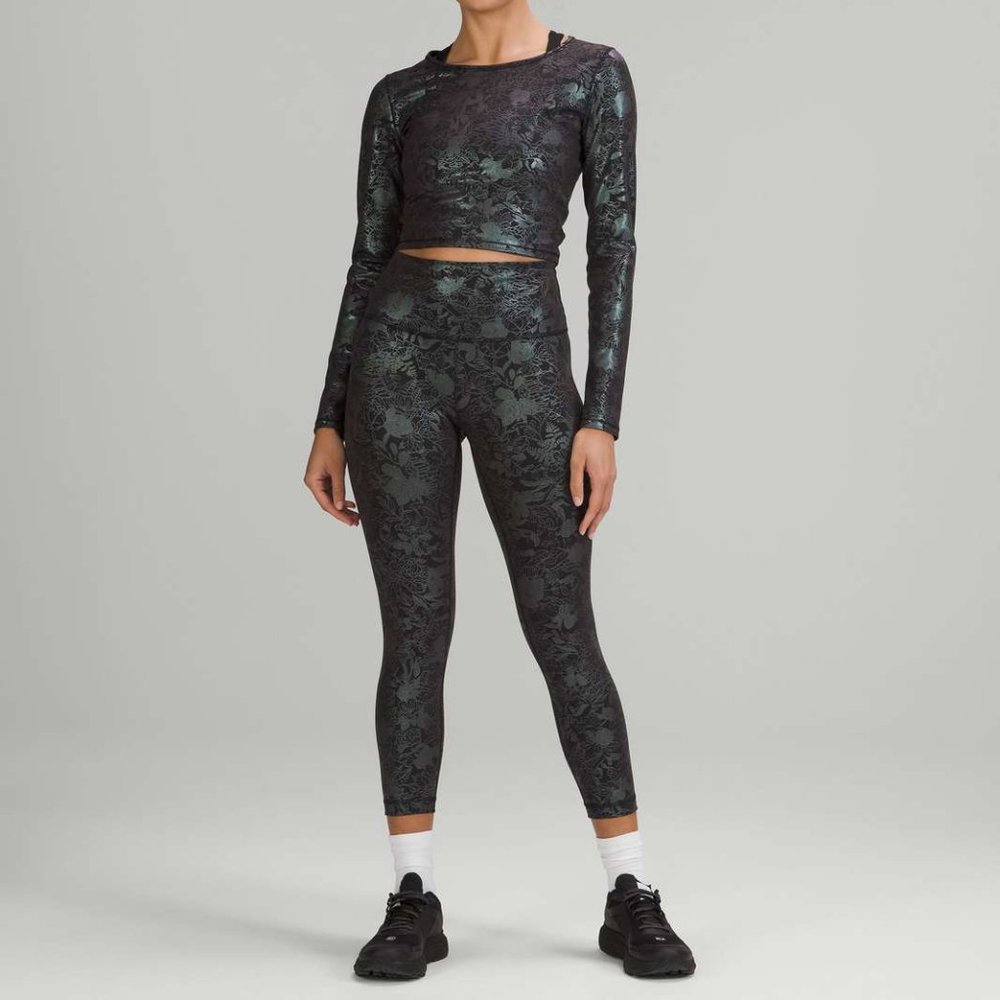 Wunder Under High-Rise Tight 28" *Full-On Luxtreme Shine - Size 10 - Metallic